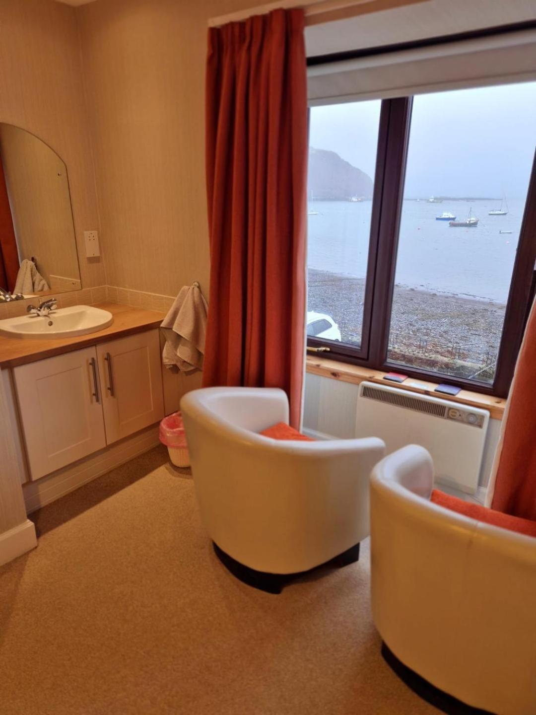 Marine House Holiday Home Portree Esterno foto